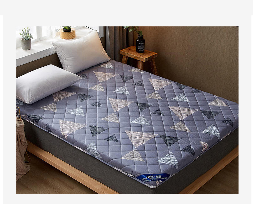 Comfortable Roll Foldable Bed Topper Mattress