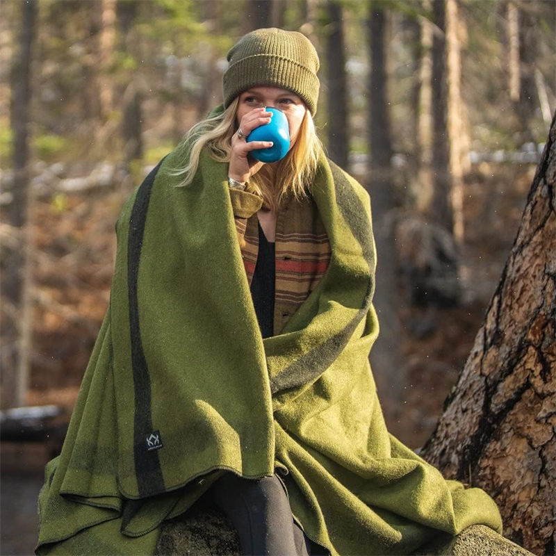 Wide - Temp Outdoor Adventure 2300g Wool Blanket