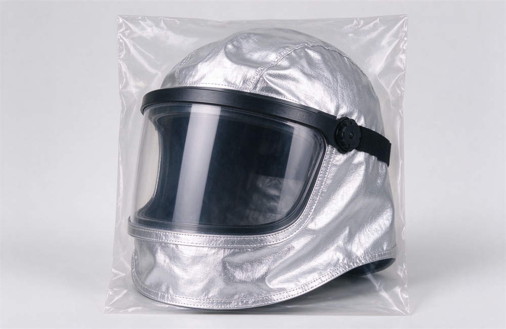 EN403 emergency smoke escape hood in vacuum sealed plastic bag, aluminized heat resistant shell and clear protective visor, 5-year shelf life fire safety gear
