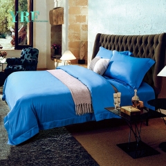 Wohnung dunkelblaue Bettbezug