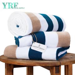 Erhöhen Sie das weiche, dicke Strandtuch