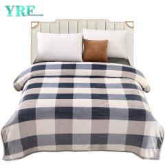 Sehr weiche Raschel-Decke mit Gingham-Muster