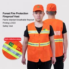 Flammhemmende Feuerwehrweste und -mütze
